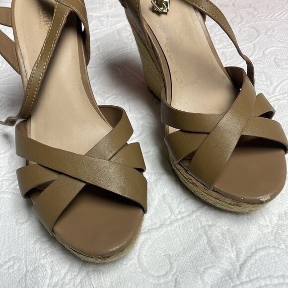 Charles David Tan Wedge Sandal Heels Size 10 - Picture 4 of 6
